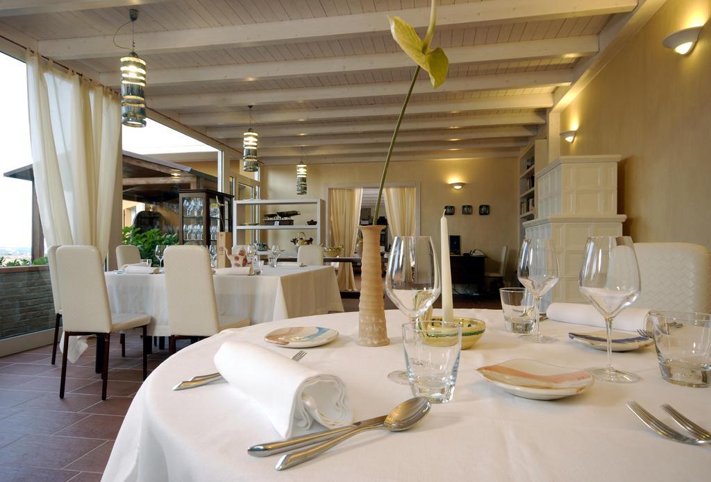 Locanda Belvedere Saludecio Exterior foto